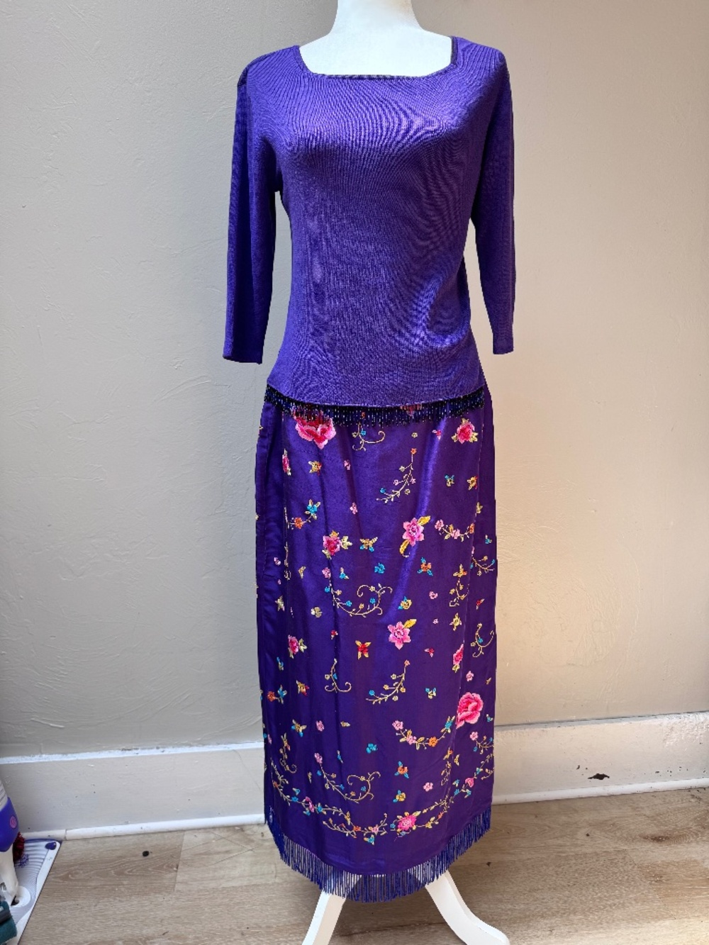 VINTAGE 2 Piece set, Clio Petites embroidered, beaded Top and Skirt